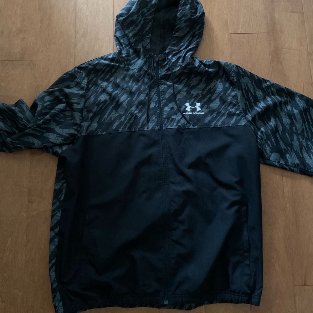 Under Armour Black Windbreaker